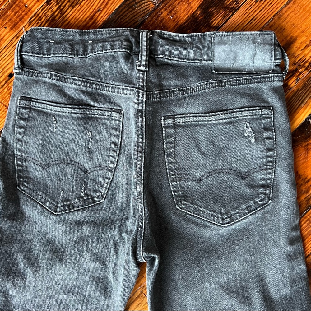 Men’s AEO faded black skinny jeans